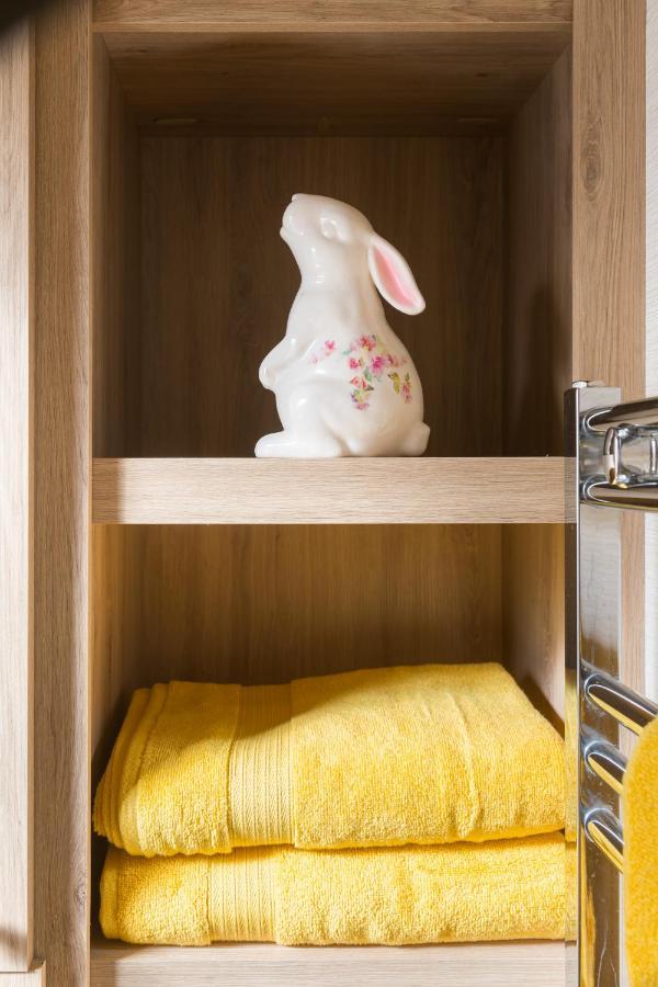 Cottontail Lodge - Hot Tub - Pet Friendly South Cerney Kültér fotó