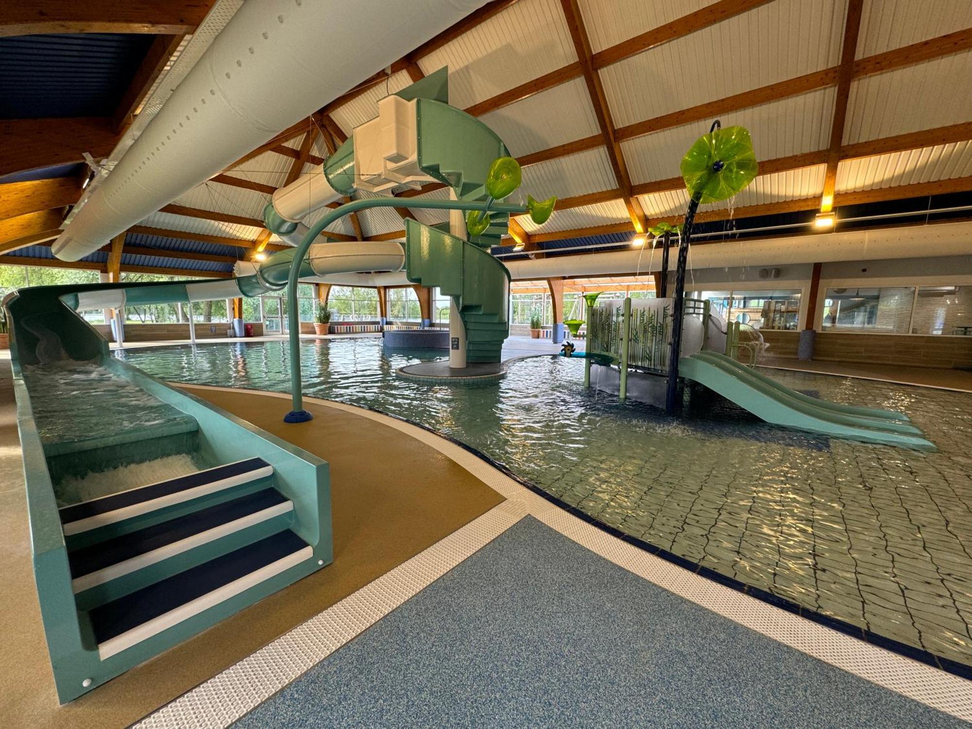 Cottontail Lodge - Hot Tub - Pet Friendly South Cerney Kültér fotó